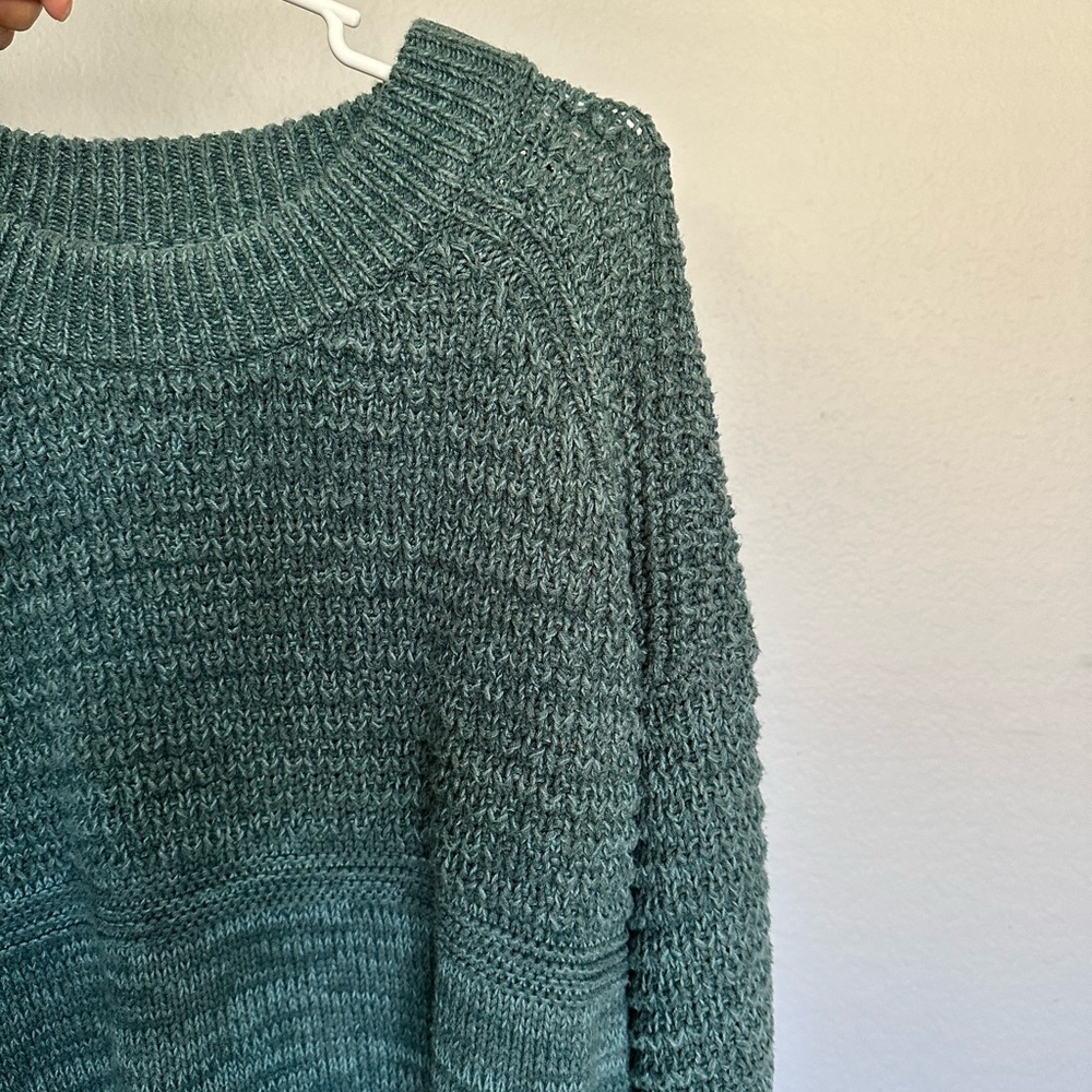 Universal Threads Turquoise Sweater - Picture 3 of 3